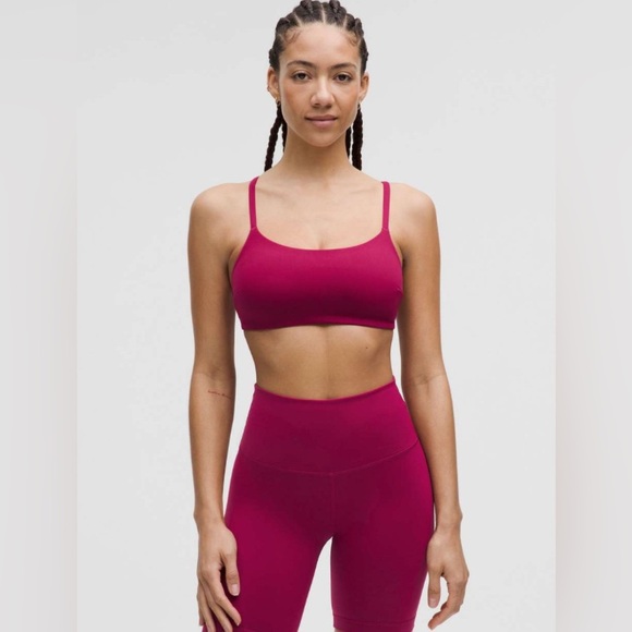 LULULEMON -Wunder Train Strappy Racer Bra *Light Support, C/D Cup
Magenta… - Picture 2 of 9